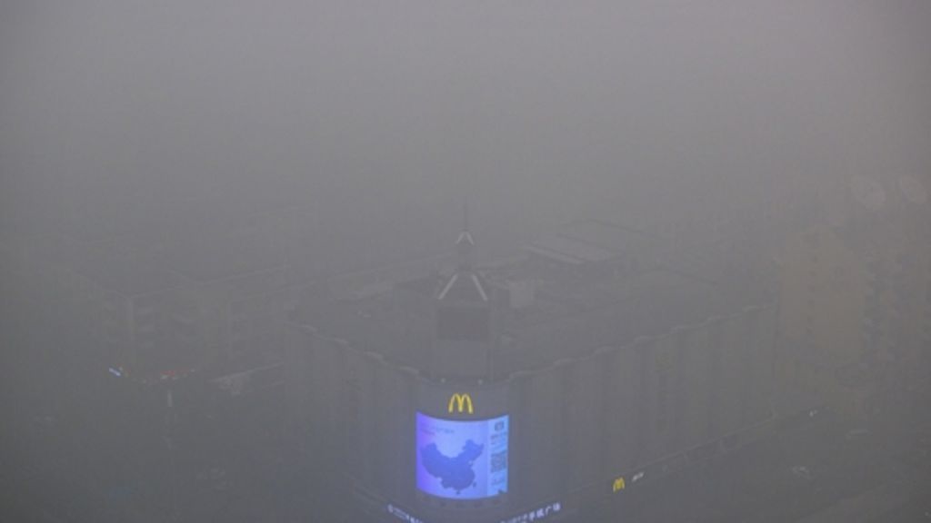 Smog in Peking: Alarmstufe Rot: Jetzt reagieren die Behörden