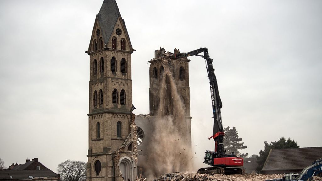 Kirchen in Deutschland: Abrissbirne für Gotteshäuser