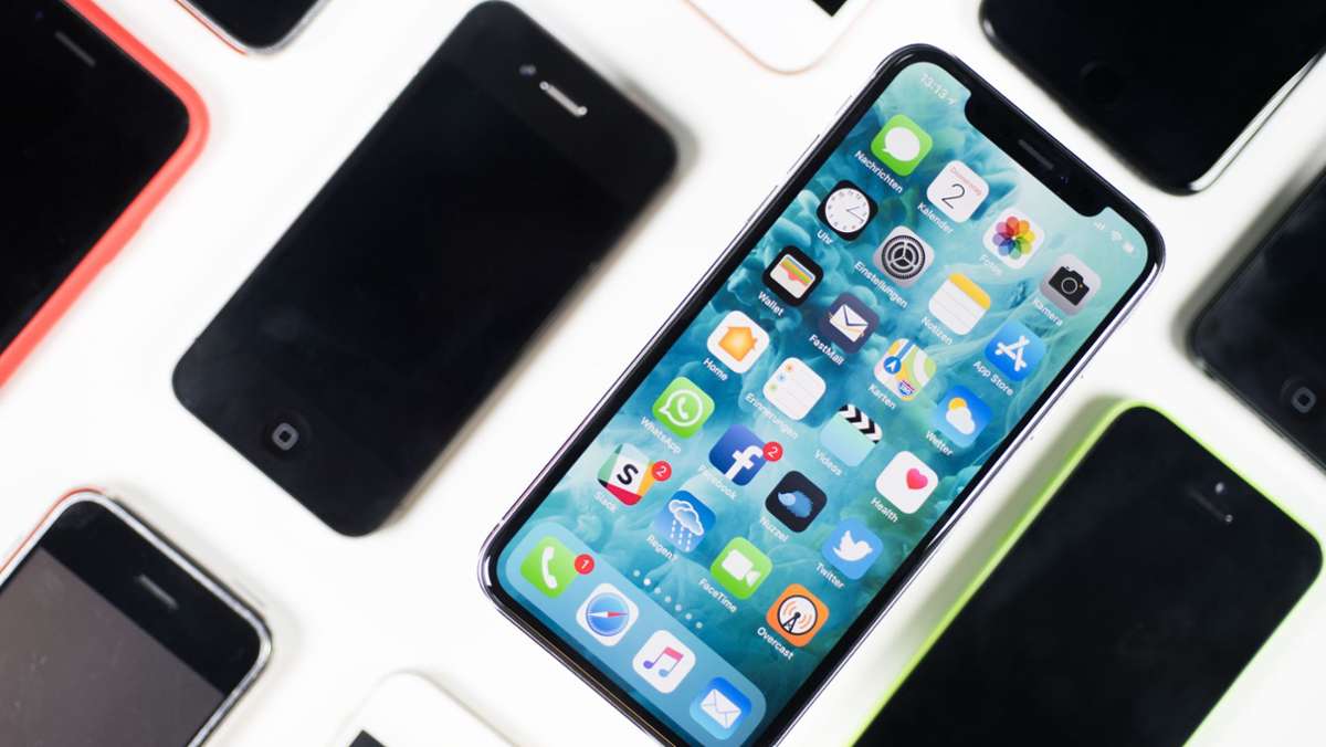  Das bald erscheinende iPhone 12 könnte ohne Netzteil und die kabelgebundenen Kopfhörer ausgeliefert werden. Das berichtet ein gut vernetzter Apple-Experte. 