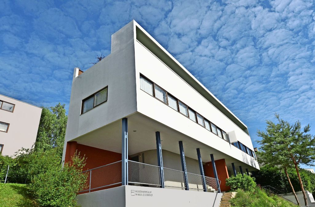 Die Stuttgarter Weißenhofsiedlung des avantgardistischen Architekten Le Corbusier ist Weltkulturerbe – ein Vorbild für moderne Wohnweise und Ästhetik. Für die Unesco, die Kulturorganisation der Vereinten Nationen, ist auch klar warum: Le Corbusier (1887-1965) habe die Architektursprache international revolutioniert.