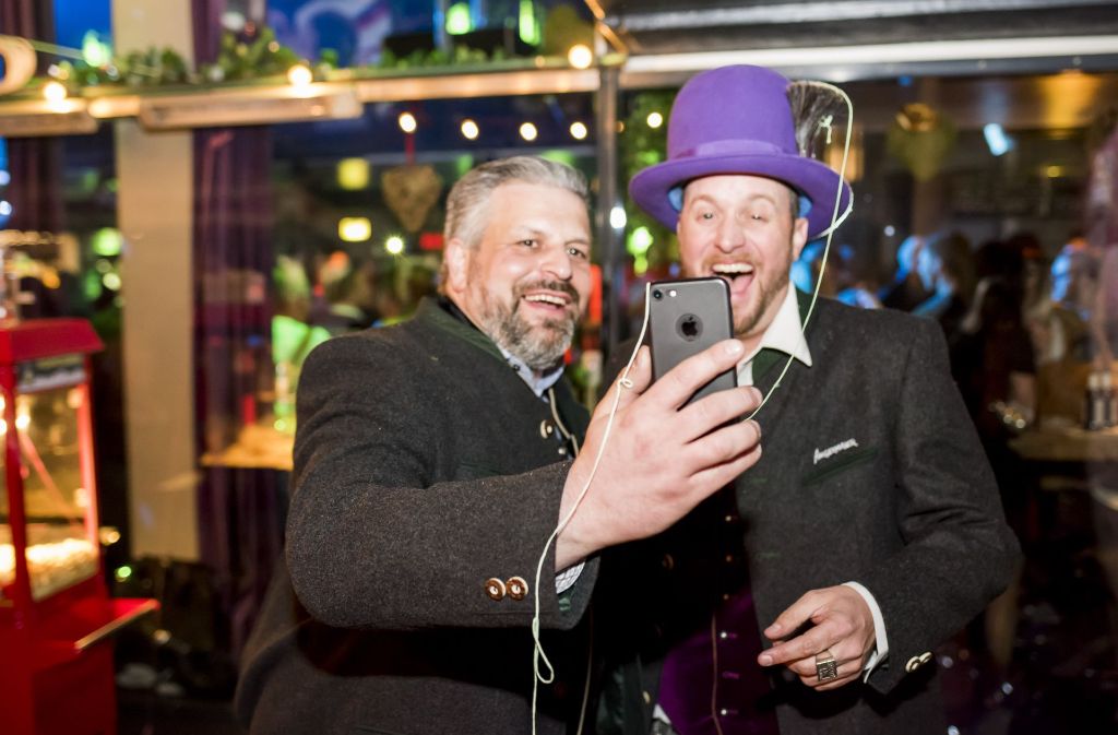Selfie mit Florian Gauder (rechts) von den Partyspielagenten.