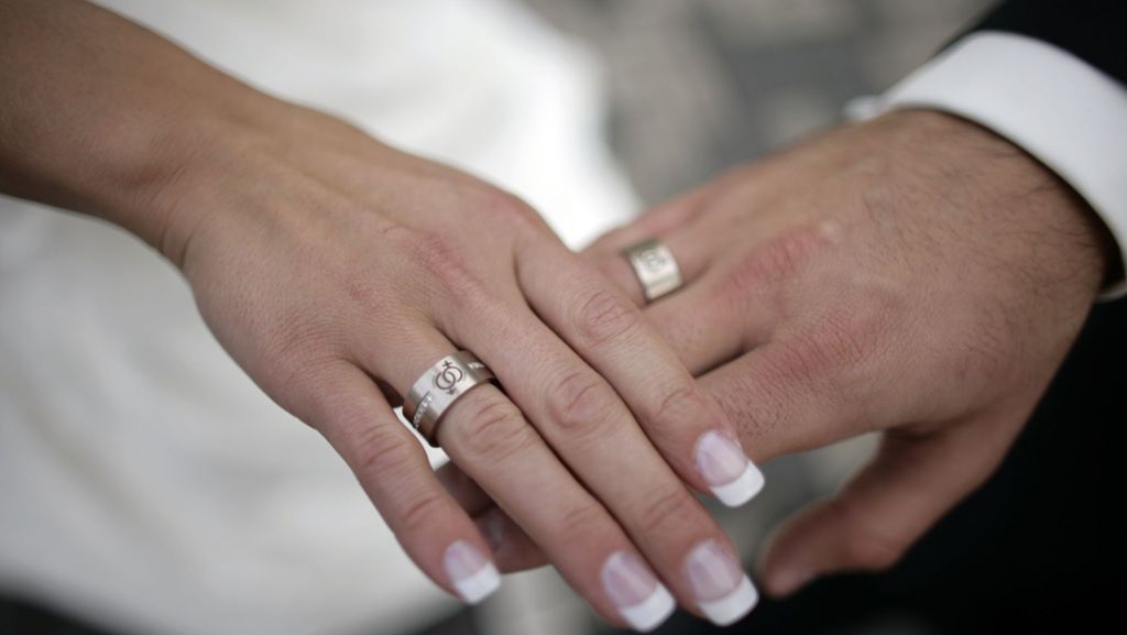 In Esslingen: Braut bricht bei kirchlicher Trauung zusammen