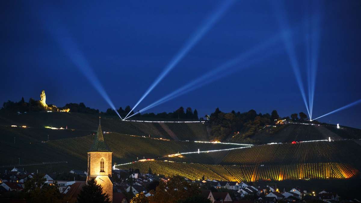Weinstadt: Der Weinberg leuchtet  virtuell