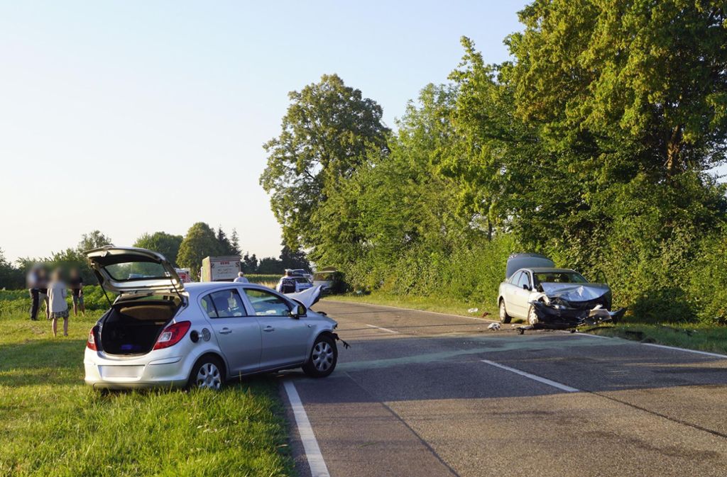 Insgesamt waren drei Fahrzeuge an dem Unfall beteiligt Foto: 7aktuell.de