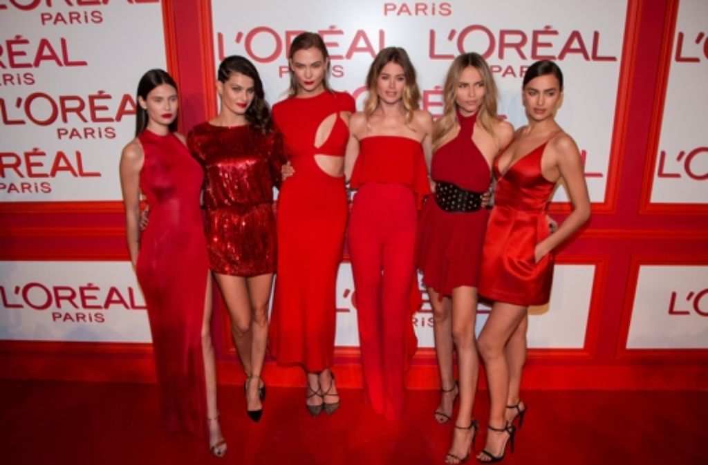 Am Rande der Pariser Fashion Week lud der französische Kosmetikhersteller L’Oréal zu einer Party.
