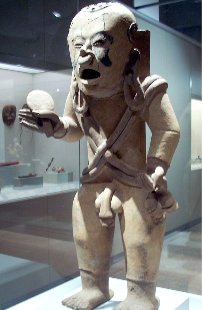 Kramik-Statue von Xipe Tótec im Museo de América in Madrid.