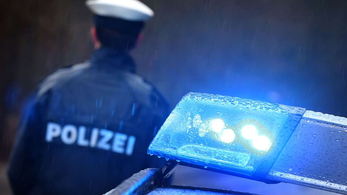  Revierleiter Stefan Hartmaier stellte im Bezirksbeirat Stuttgart-West die Kriminalstatistik für das vergangene Jahr vor. 