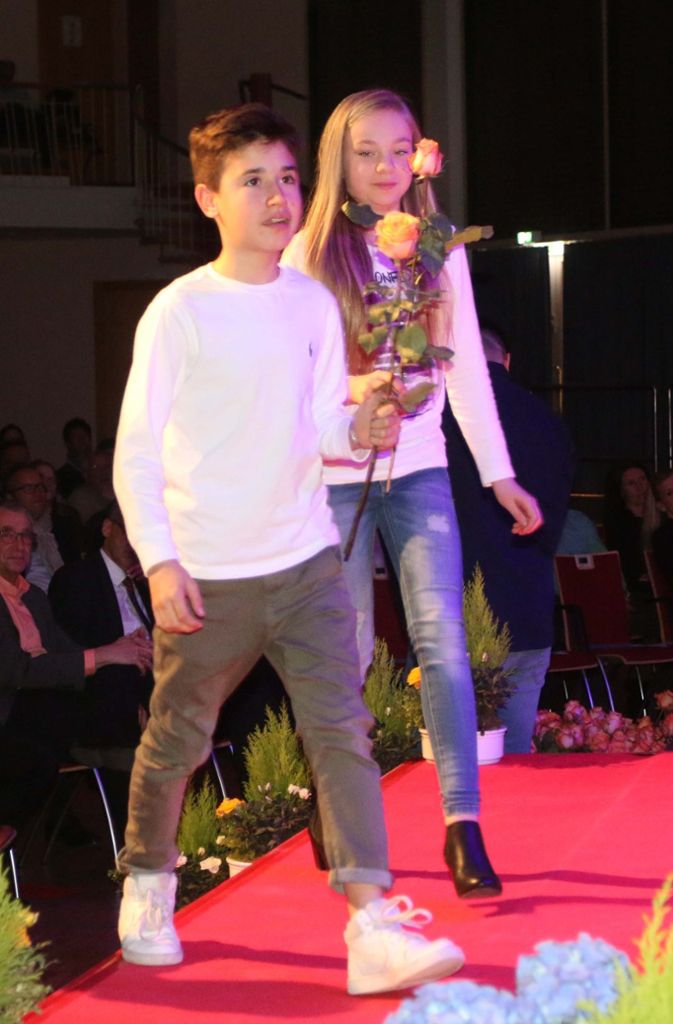 Alessandro Mastrandrea und Paula Zerfaß tanzen in der höchsten Leistungsklasse bei den Junioren I.