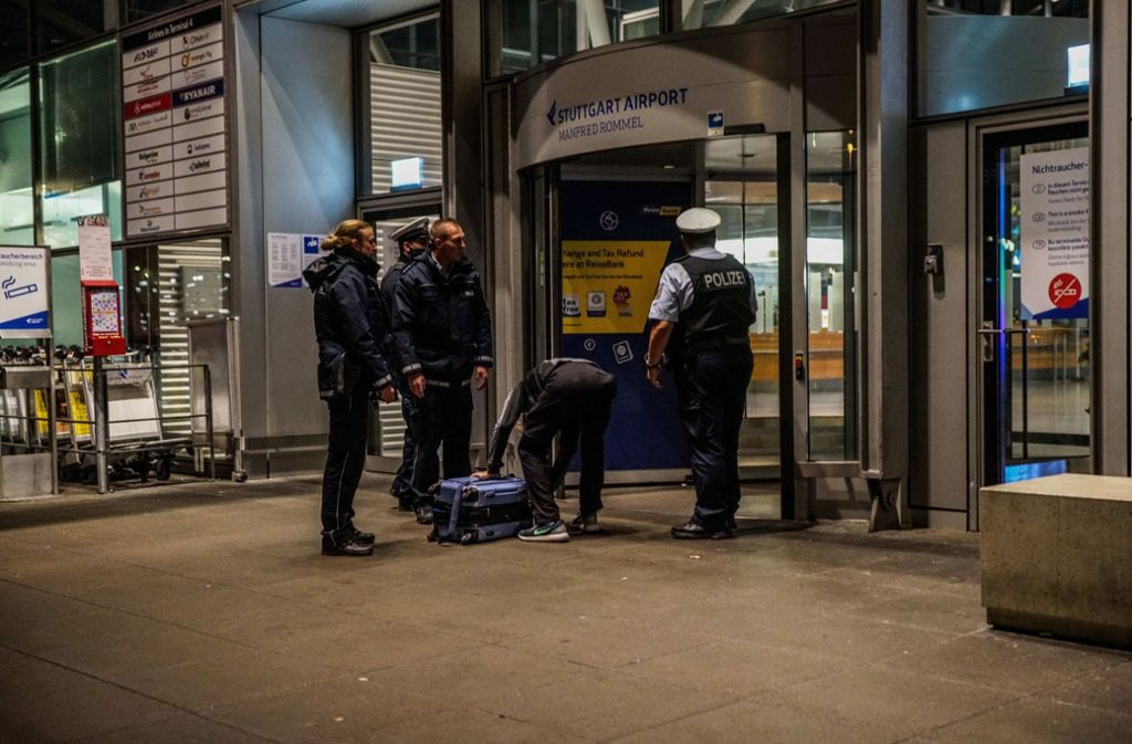Am Mittwochabend wurden die Sicherheitsvorkehrungen am Stuttgarter Flughafen erhöht.