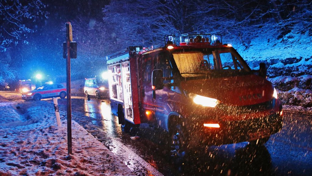 Schneechaos in Stuttgart und Umland: Mehr als 70 Glätte-Unfälle in der Region