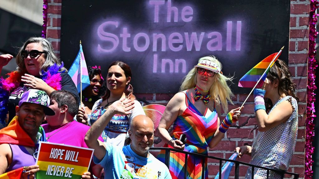  Im „Stonewall Inn“ in New York nahm die Protestbewegung von Schwulen und Lesben ihren Anfang. Die Aufstände vor 50 Jahren waren ein Wendepunkt im Kampf um Gleichberechtigung 