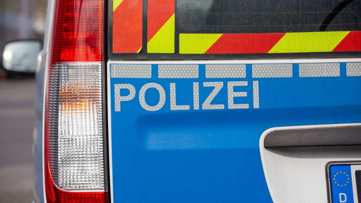 Paketshop in Rottenburg: Bewaffnete Täter fliehen nach Überfall