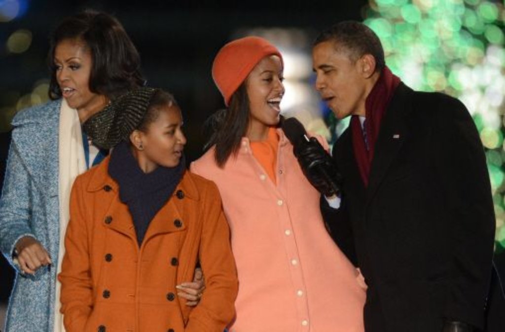 Die Familie Obama am 6. Dezember 2012: Malia (zweite von rechts) und Sasha (zweite von links)