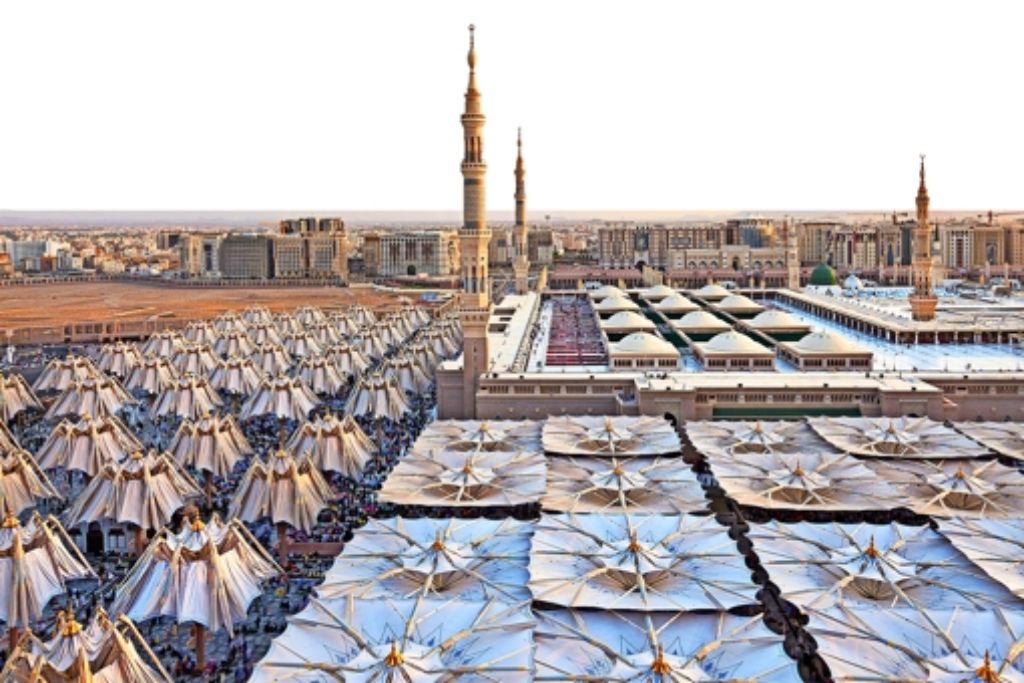 Textile Sonnenschirme rund um die Moschee des Propheten in Medina Foto: SL Rasch