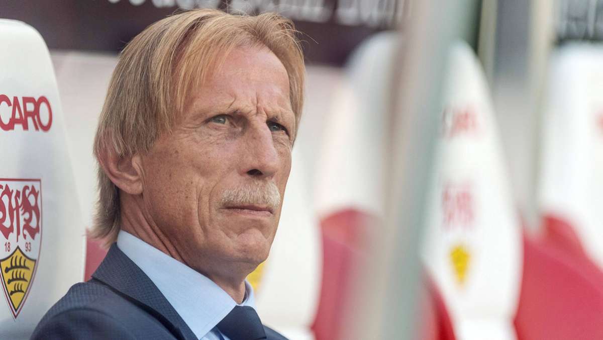  Christoph Daum geht davon aus, dass der VfB Stuttgart in dieser Saison nichts mit dem Abstieg zu tun haben wird. Der Meistertrainer von 1992 sieht den Verein auf einem guten Weg. 