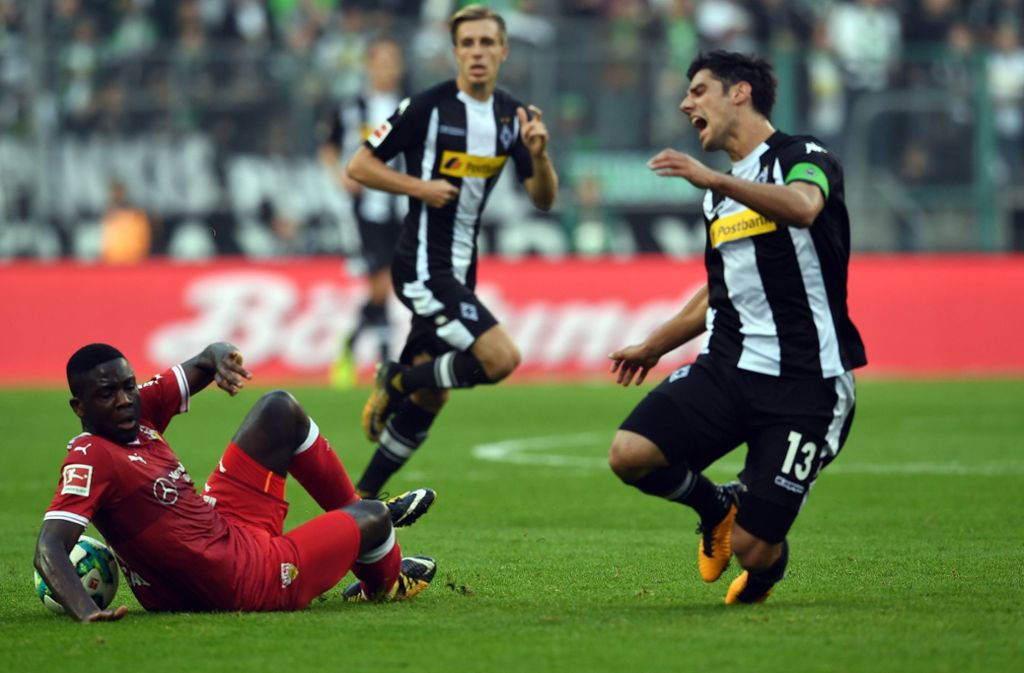 Mönchengladbach besiegte den VfB mit einem unaufgeregten 2:0. Es zeichnete sich langsam eine Heim-Stärke und Auswärts-Schwäche ab.