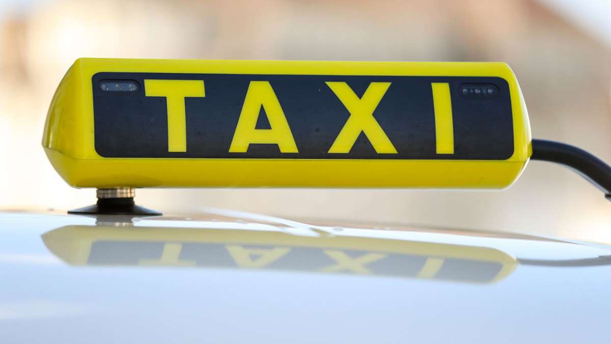 Taxifahrer in Backnang attackiert: Fahrgast wird handgreiflich