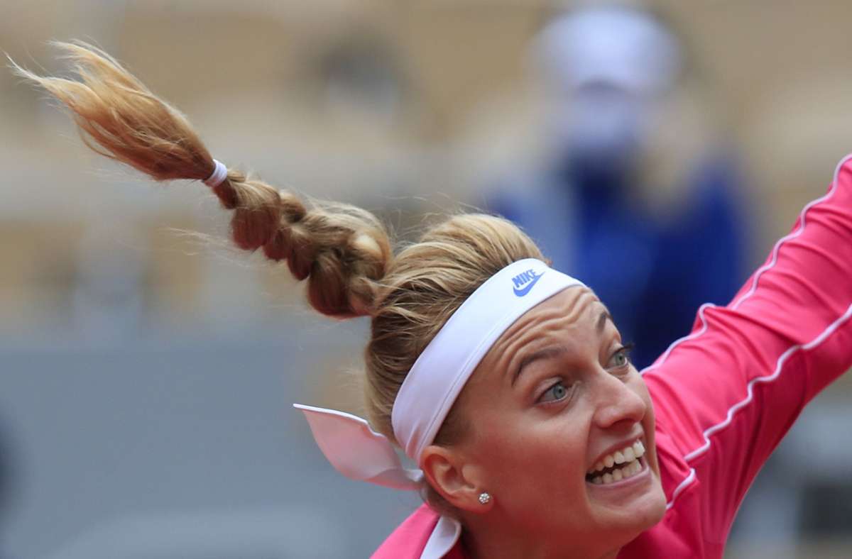 Petra Kvitova ist aus Tschechien. Sie gewann 2011 und 2014 das Grand-Slam-Turnier von Wimbledon sowie zwischen 2011 und 2018 mit der tschechischen Fed-Cup-Mannschaft sechsmal den Fed Cup.