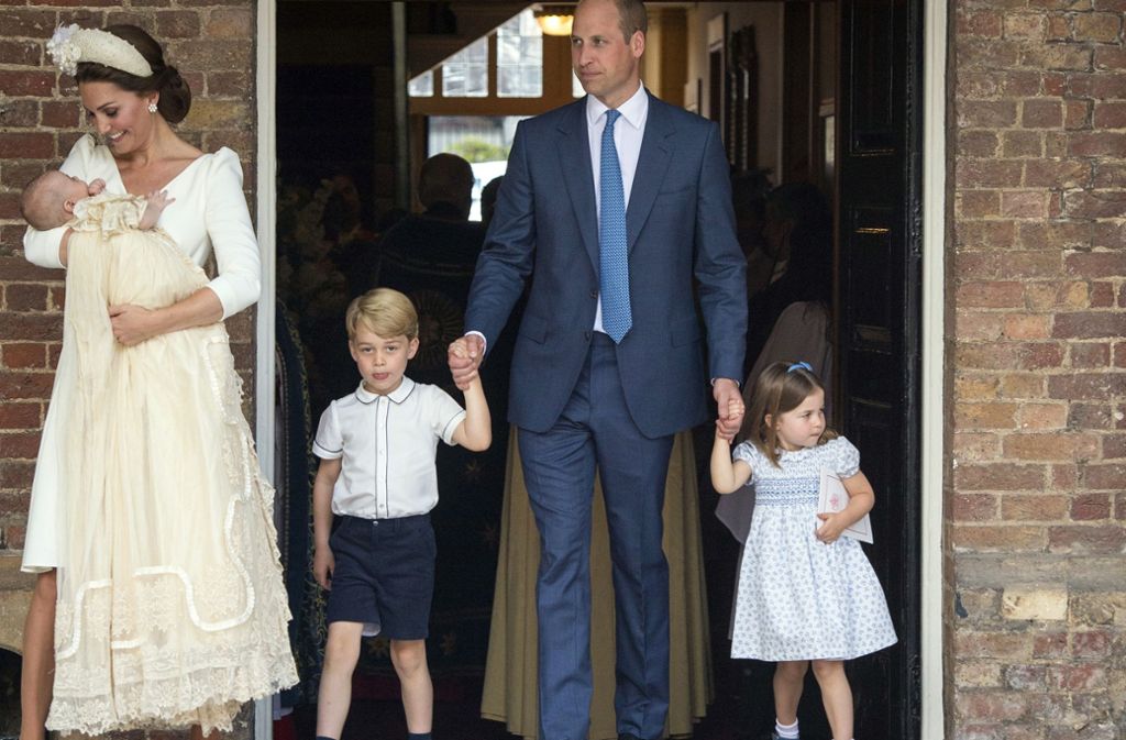 Cambridge hoch drei: Herzogin Kate und Prinz William sind Eltern von Prinz George (fünf Jahre), Prinzessin Charlotte (drei Jahre) und Prinz Louis (fünf Monate).