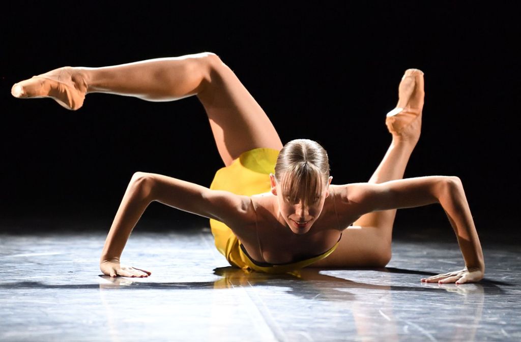 ...und Basisarbeit zeigt Katarzyna Kozielskas Choreografie die Starsolistin.