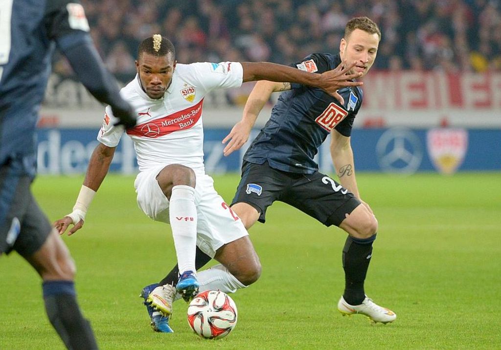 Serey Dié und der VfB Stuttgart spielen am Freitagabend 0:0 gegen Hertha BSC Berlin.