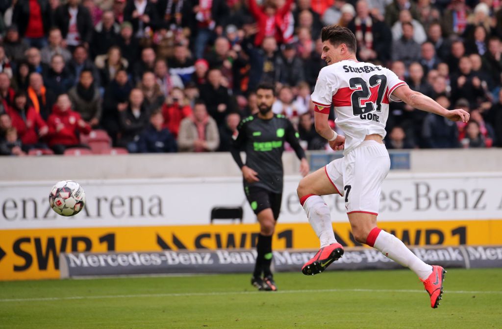 Im bislang letzten Duell besiegte der VfB Stuttgart Hannover 96 5:1 – auch Mario Gomez traf.