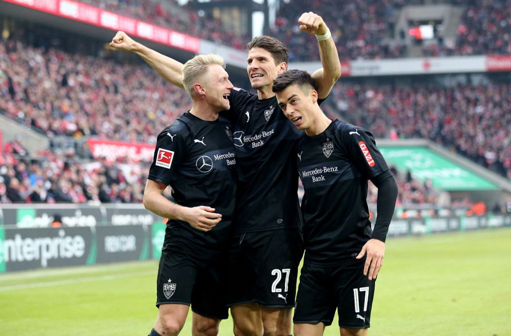 Jubeltrio. Andreas Beck, Mario Gomez und Erik Thommy (von links) sind die Hauptprotagonisten des VfB Stuttgart in der Partie beim 1. FC Köln. Klicken Sie sich durch unsere Einzelkritik.