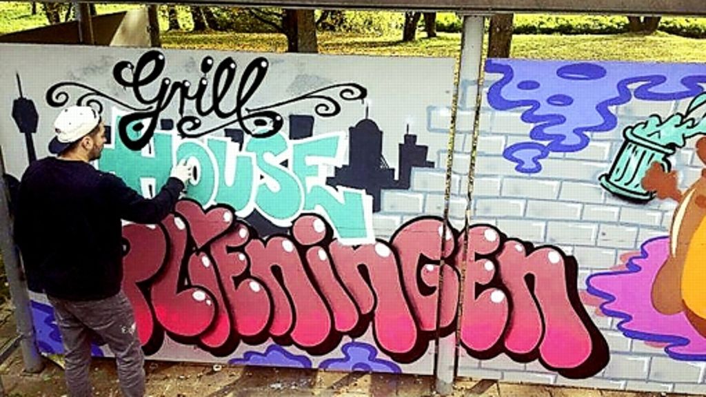  Die Grillstelle im Wolfe wurde von Jugendlichen mit Graffiti verschönert. Geholfen hat ihnen dabei ein Künstler aus der Szene. Das neue Bild soll Schmierer abhalten. 