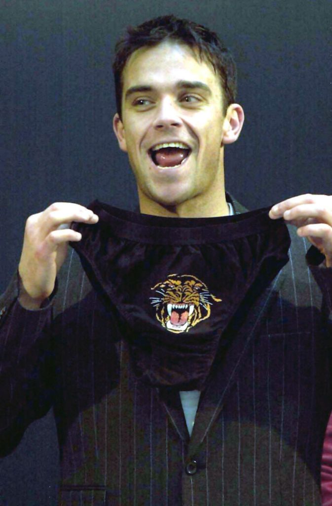 Tiger-Shorts: 2001 versteigerte Pop-Sänger Robbie Williams einen von ihm getragenen Tiger-Slip bei Sothebys in London. Bewertung: getreu der Esso-Werbung von 1959 „Pack den Tiger in den Tank“ ein echter Hingucker. Note: 2-.