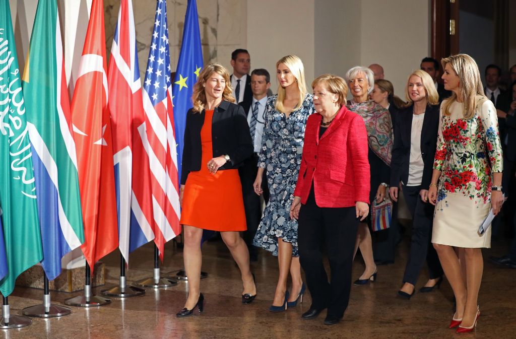 Ziel der Veranstaltung im Rahmen der G20-Präsidentschaft Deutschlands ist es, Frauen in eine bessere wirtschaftliche Lage zu versetzen, ihnen mehr Chancen auf dem Arbeitsmarkt zu verschaffen sowie eine größere Beteiligung am Unternehmertum zu ermöglichen.