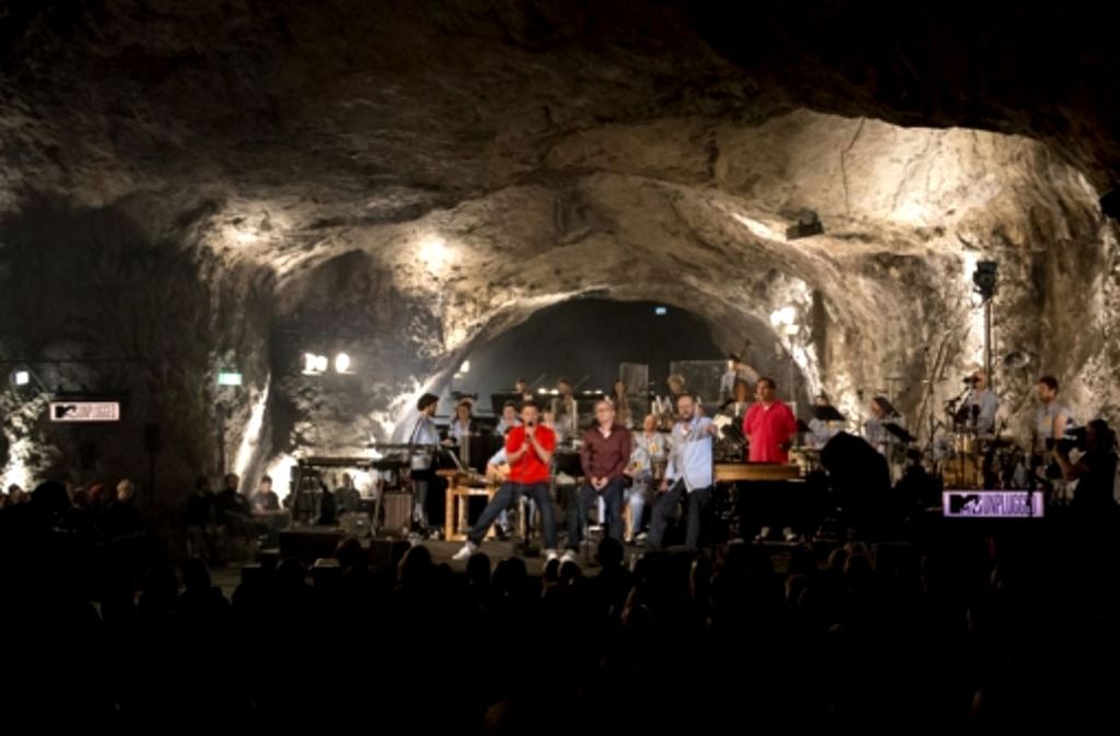 Viel Aufmerksamkeit erregt auch das MTV-Unplugged-Album (2000), das die Fantas in der Balver Höhle im Sauerland aufgenommen haben. Das wiederholen sie im Juli 2012 (davon stammt auch das Foto).