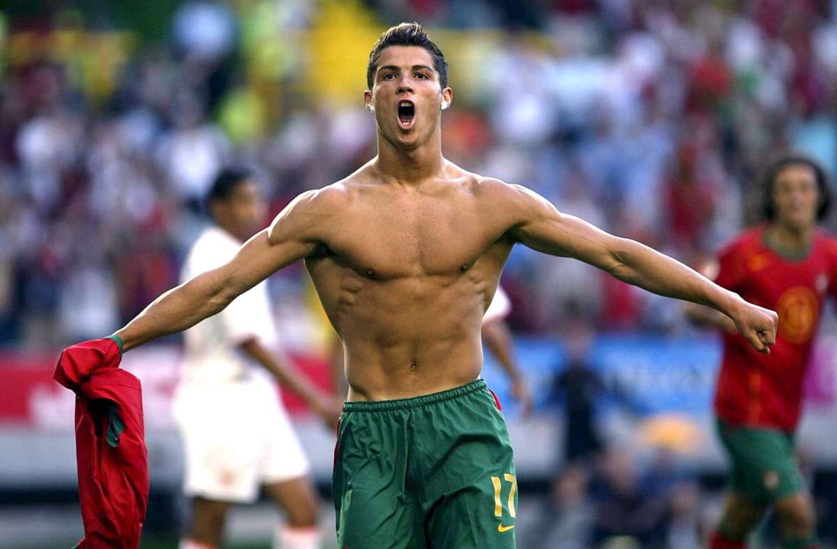 Macht sich gern oben herum frei: Fußball-Superstar Cristiano Ronaldo.