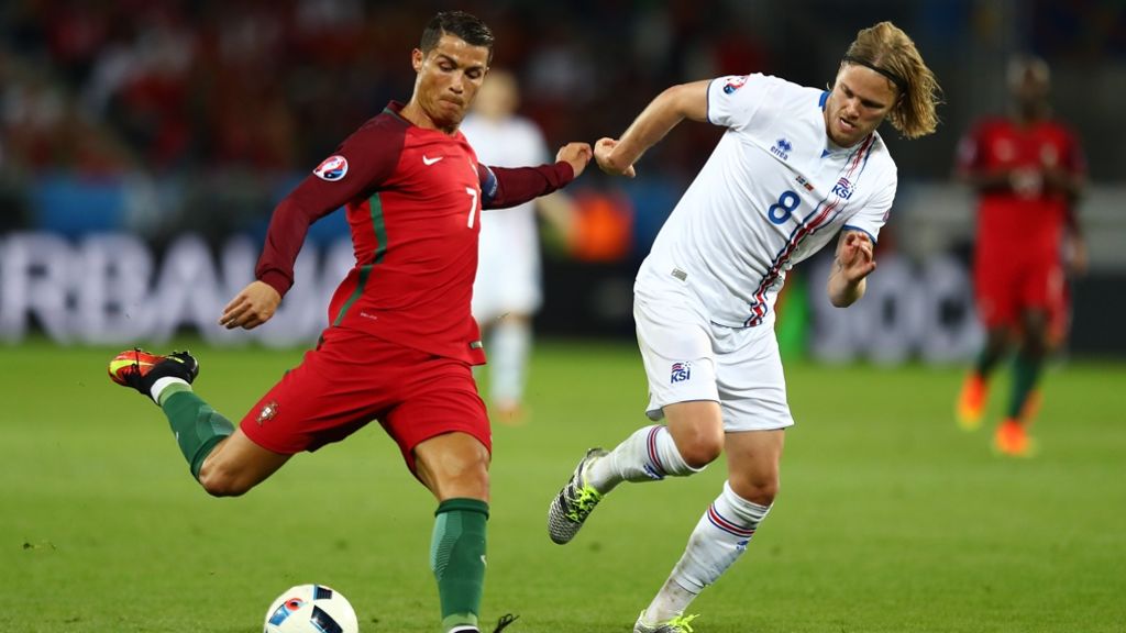 Fußball-EM : Portugal-Island: Island hält Portugal in Schach