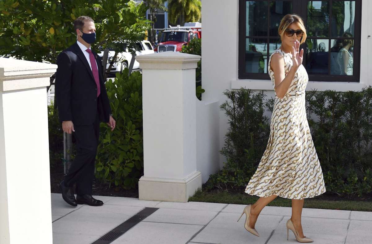 First Lady Melania Trump wählte in Palm Beach – ohne Mundschutz.