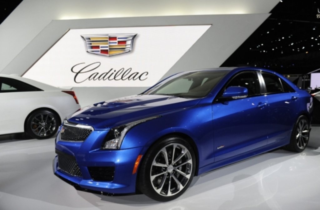 Cadillacs XTS-V, 455 HP, twin-turbo Sedan