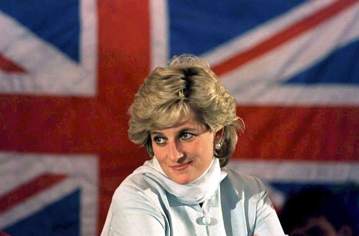 Die „Königin der Herzen“ wirkt nach - auch über ihren Tod hinaus: Diana hat Großbritanniens Monarchie herausgefordert, aber auch ein bisschen menschlicher gemacht.
