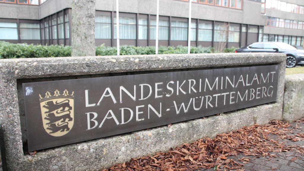 Stuttgart-Bad Cannstatt: Unbekannte legen Brand im Landeskriminalamt