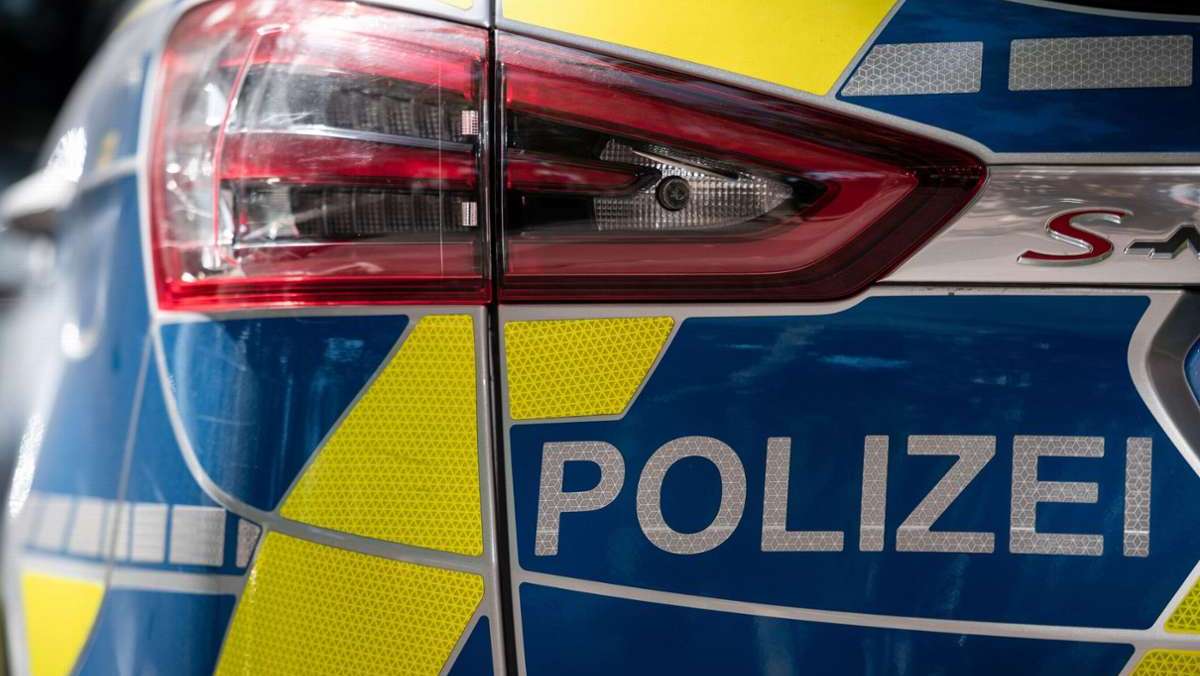 Polizeikontrolle auf der A 8 bei Rutesheim: Autofahrer hat 20 Kilo Marihuana dabei