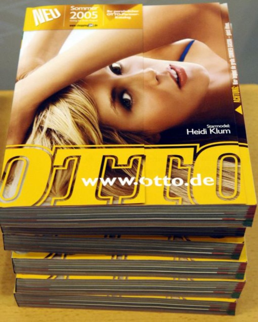 Im Jahr 2004 ziert Heidis Konterfei den Otto-Katalog. Prompt konnte die Otto Group Hamburg ihren Umsatz im Geschäftsjahr 2004/05 um 0,8 Prozent steigern.