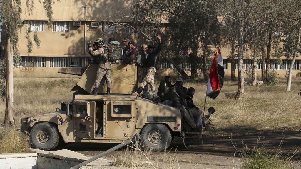 Kampf gegen IS: Iraks Militär verkündet Eroberung von Ost-Mossul