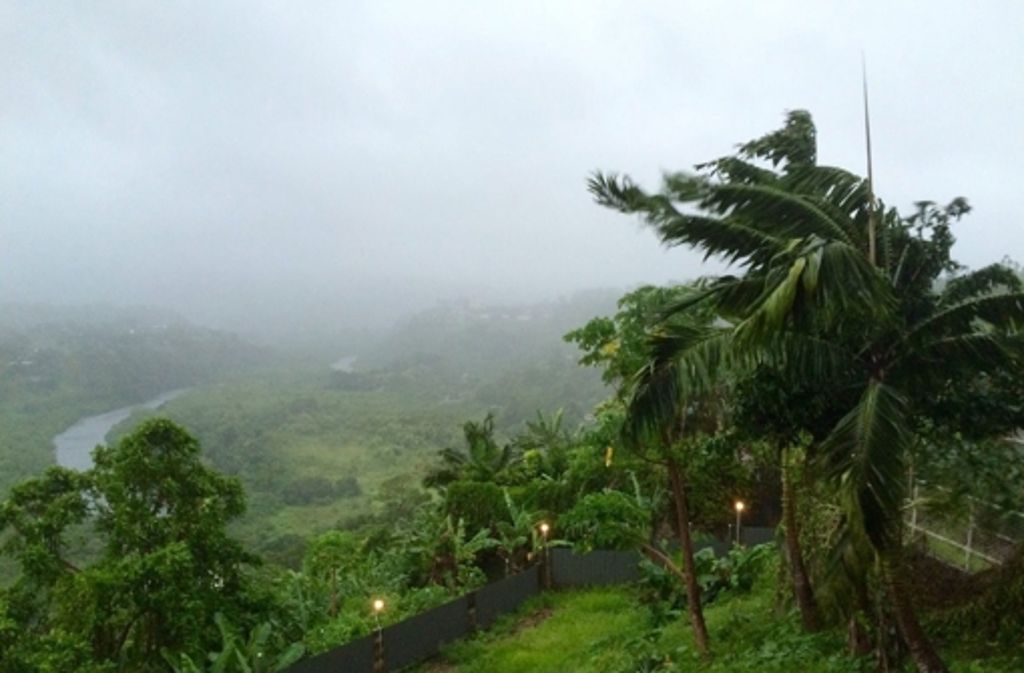 Zyklon „Winston“ hat auf den Fidschi-Inseln schwere Verwüstungen angerichtet.