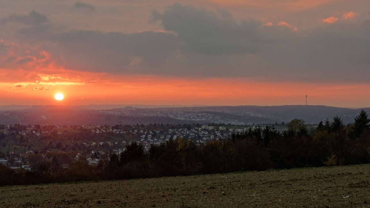 Sonnenuntergang in Stuttgart: Wie die spektakulären Farben entstehen