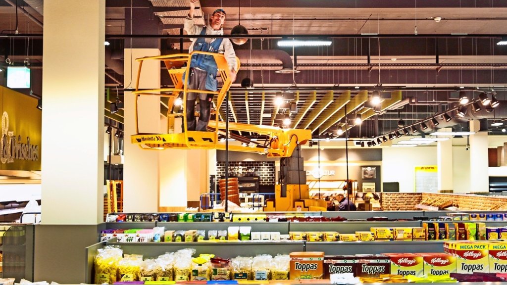 Supermarkt in Korntal-Münchingen: Letzte Vorbereitungen vor der Edeka-Eröffnung