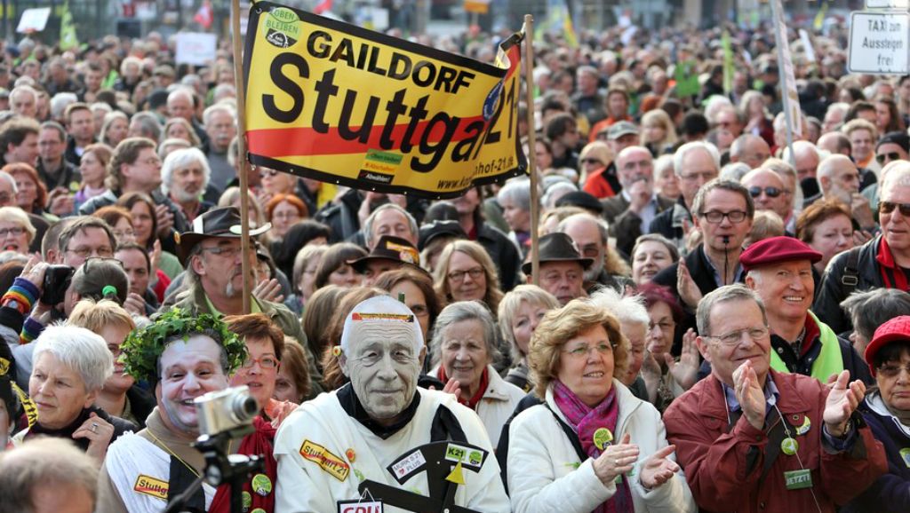 Stuttgart 21: Erste Montagsdemo nach Landtagswahl