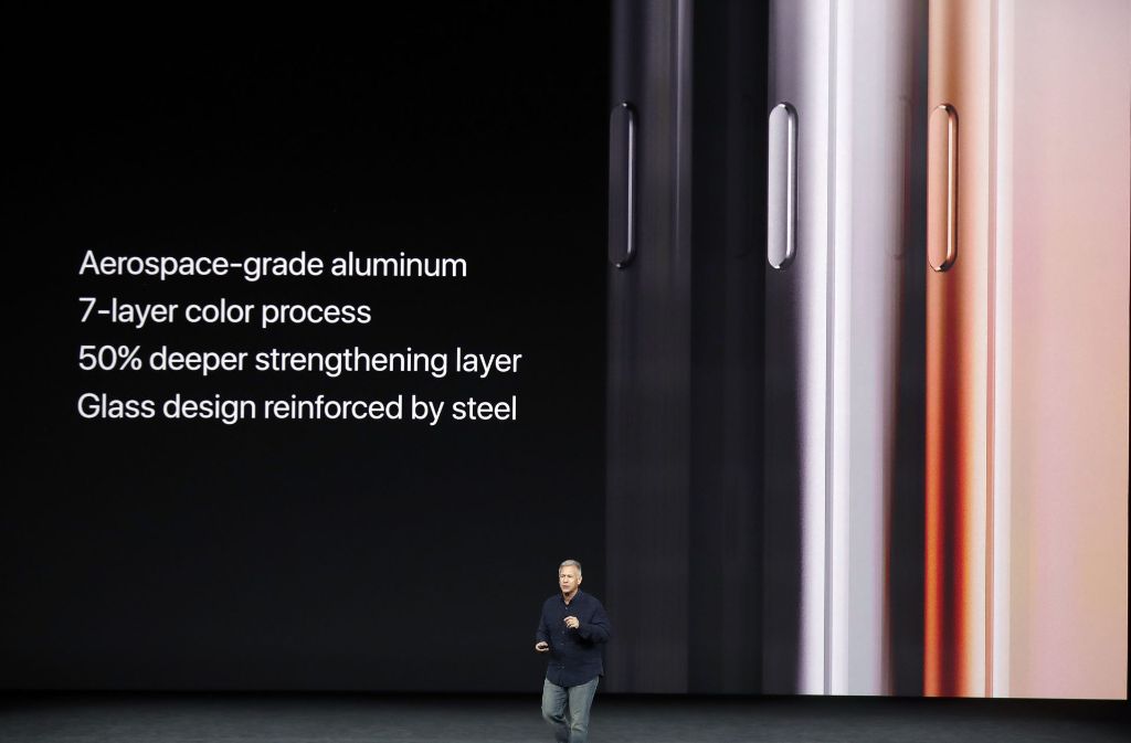 Die Farben reduziert Apple auf drei: Die neuen Geräte gibt es Space Grau, Silber und einem neuen Gold-Ton.