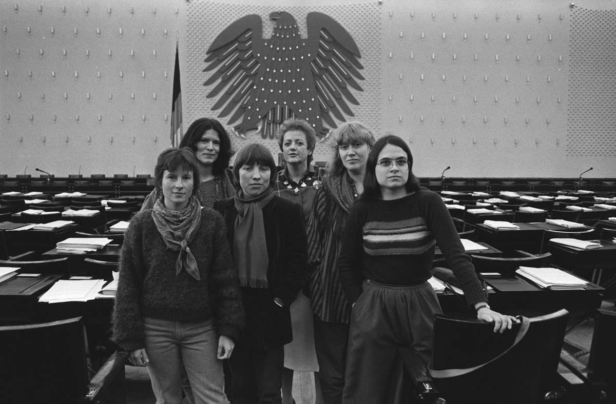 Die Fraktionssprecherinnen der Grünen im Bundestag 1984, von links nach rechts: Heidemarie Dann, Annemarie Borgmann, Antje Vollmer, Erika Hickel, Waltraud Schoppe und Christa Nickels.