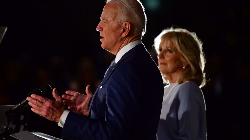 Vorwahlen in den USA: Schwung für Joe Biden - vor allem im umkämpften Michigan