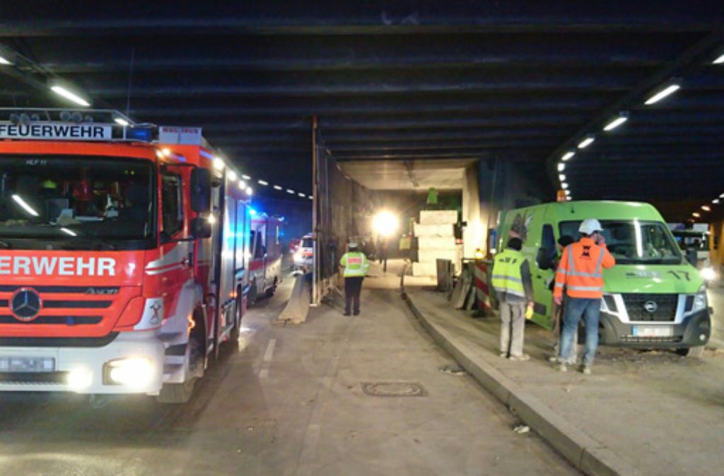 Großeinsatz der Rettungskräfte am Dienstagnachmittag im Berger Tunnel im Stuttgarter Osten.