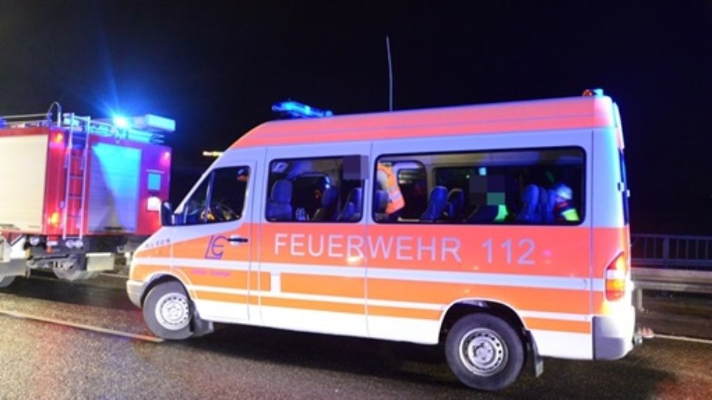 Nach Unfall auf B27 bei Echterdingen: Die beiden Ersthelferinnen sind außer Lebensgefahr
