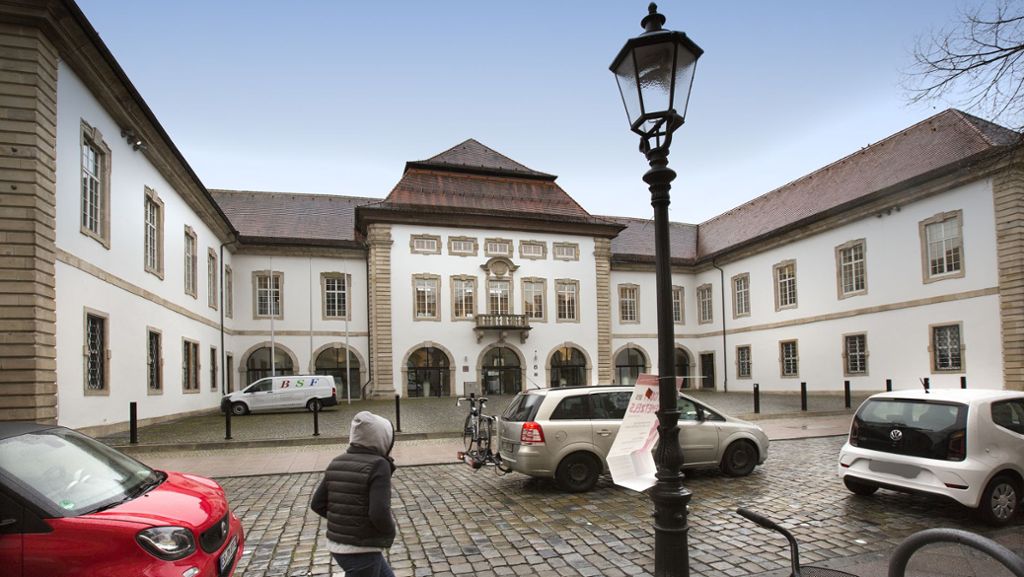 Prozess am Amtsgericht Esslingen: Mieter heimlich auf dem Klo gefilmt